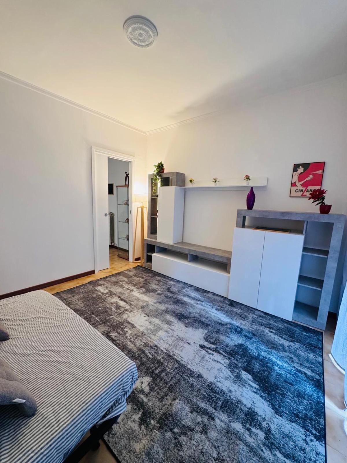 Apartment The Big House Cinecitta Metro A *